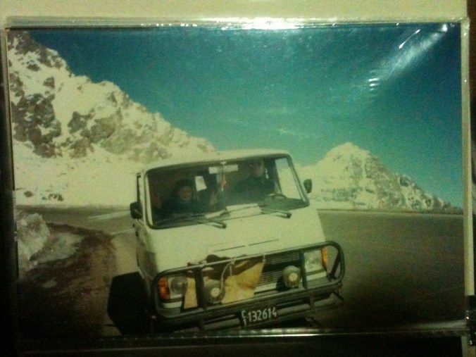 Sergio e Nina no furgão que tinham para viajar nos anos 80