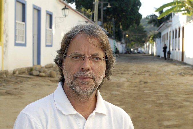 Mia-Couto©Bel-Pedrosa